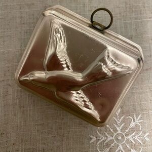 Copper Mold Dove 3"x2.25"